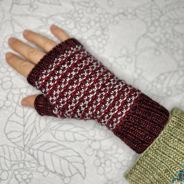 Ophelia's mitts