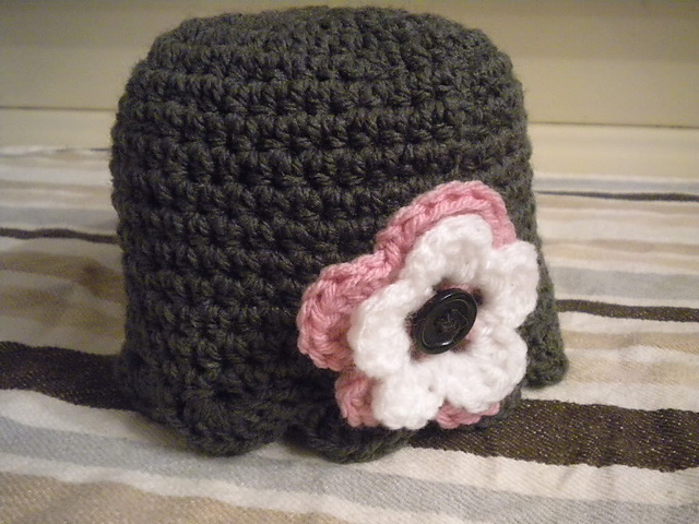 Button-Flower Beanie
