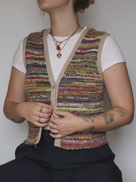 ◆新品◆22ss◆ROTOL◆REBUILD KNIT VEST◆再構築 V-Neck Sweater Vest Knitting Pattern and Video Tutorial | Wildwood