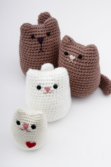 Ravelry: Gato Mishto pattern by María Cora Chiaraviglio