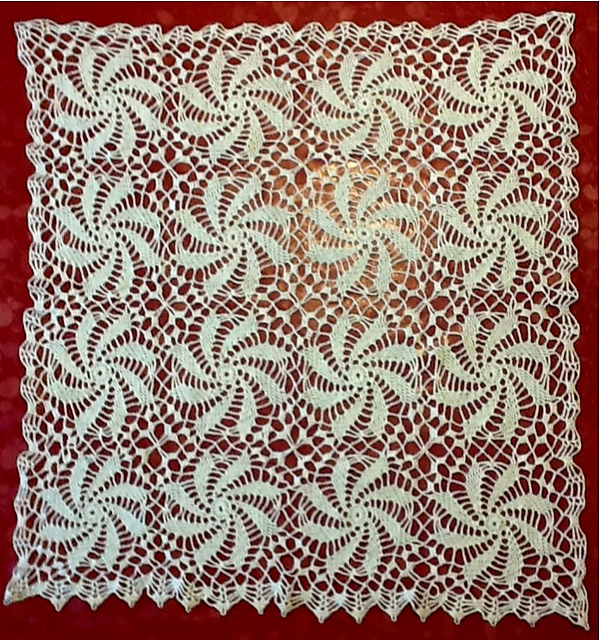 Pinwheel Tablecloth #7064