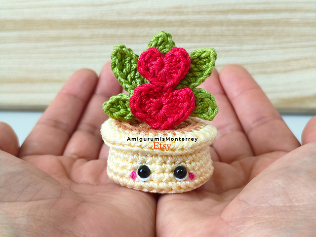 Heart Flowerpot