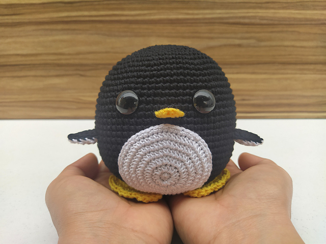 Penguin Doll Amigurumi