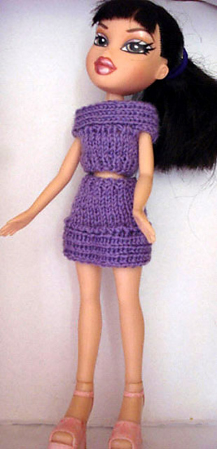 Bratz #050 Lilac top and skirt
