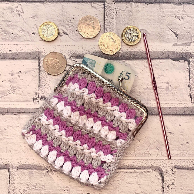 Ravelry ides of march coin purse pattern by fiona field