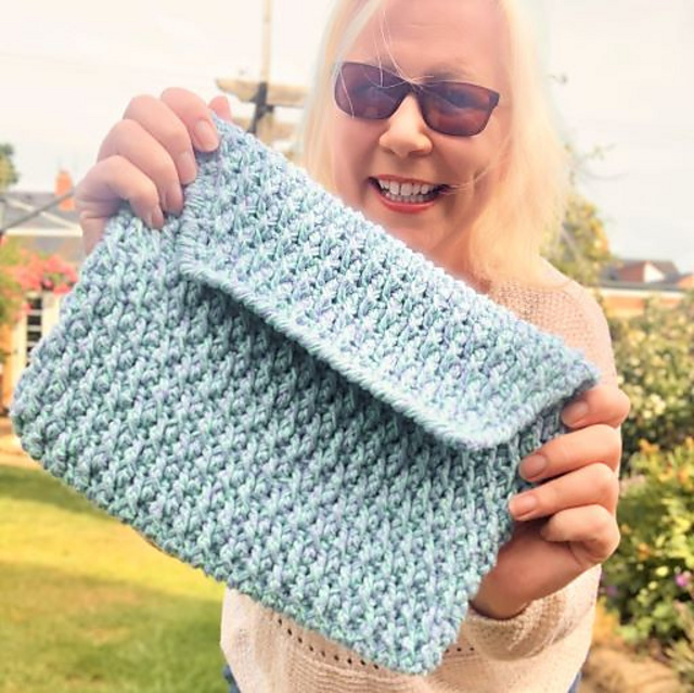 Pool Ripple Clutch Bag