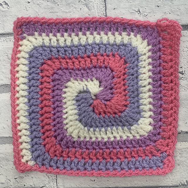 Spiral Solid Granny Square