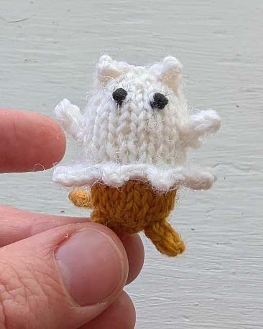 Tiny Spooky Kitty