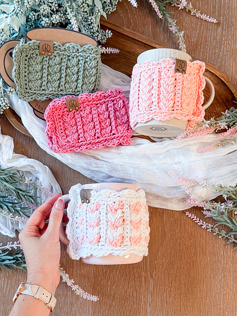 Wheat Stitch™ Scalloped Mug Cozy