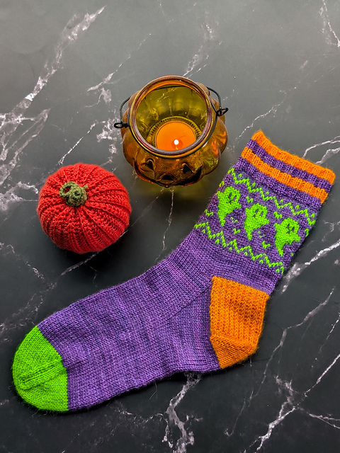 Little Ghostie Socks