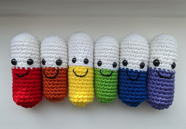Happy Pills Amigurumi