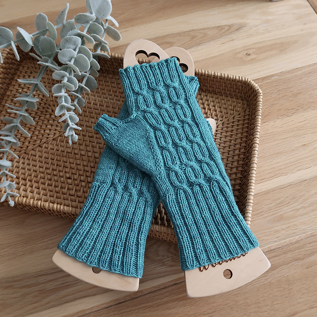 Alternathumb Mittens