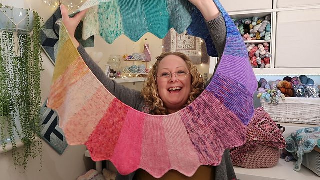Strobilus Shawl