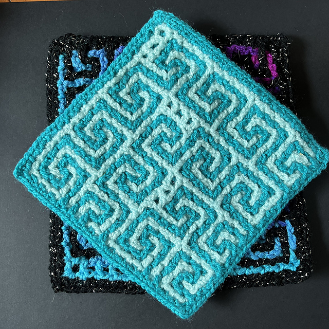 Interlocking Mitered Square 6