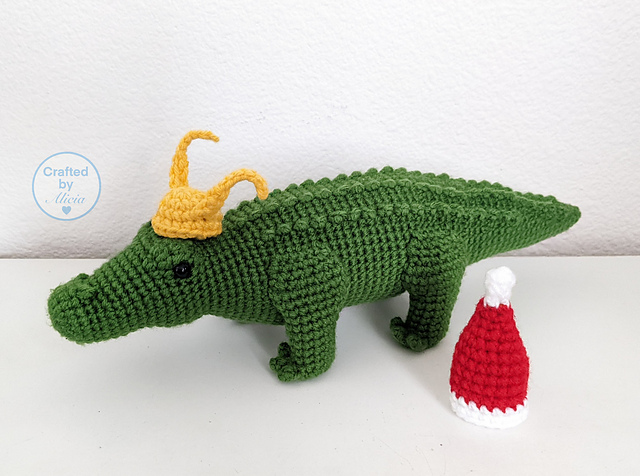 Amigurumi Alligator with Hats