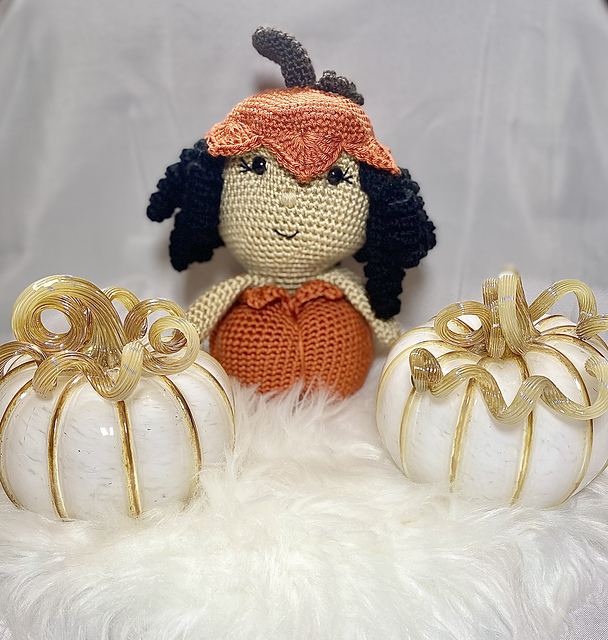 Pumpkin Desk Doll