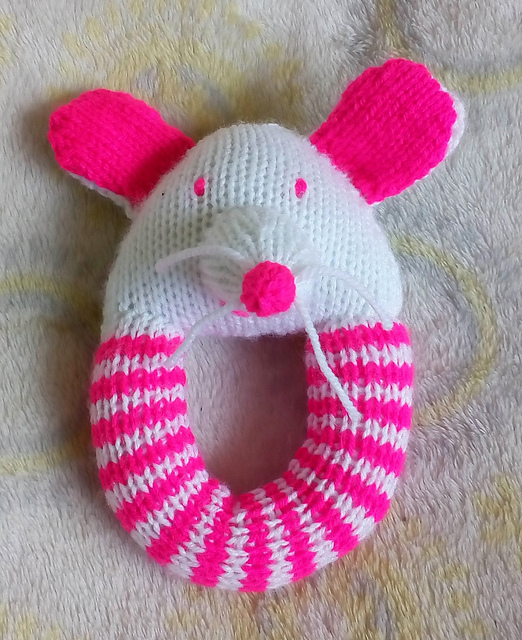Ravelry: Mouse Rattle pattern by Helen Auld