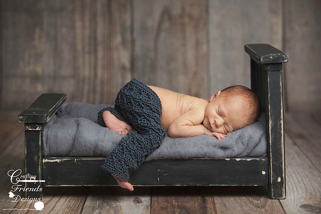Textured Y Infant Pants