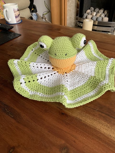 Freddie the Frog Lovey