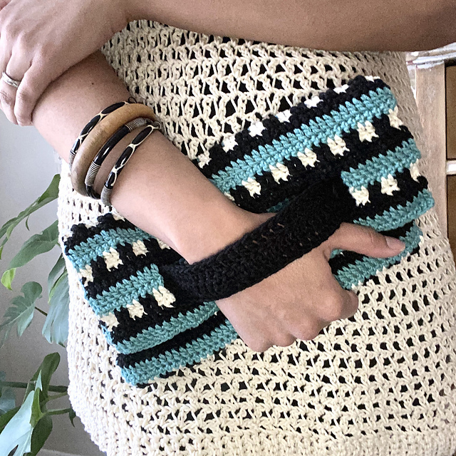 Scrapadoodle Clutch