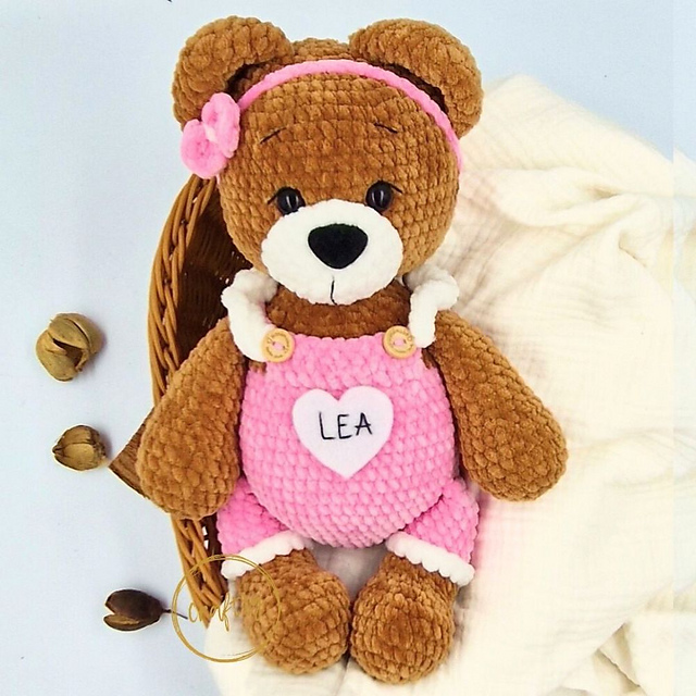 Ravelry Teddy bear Lea pattern by Monika Tadewicz