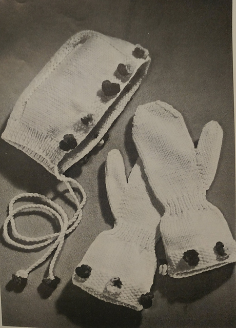 Cap and Mitten Set B-529