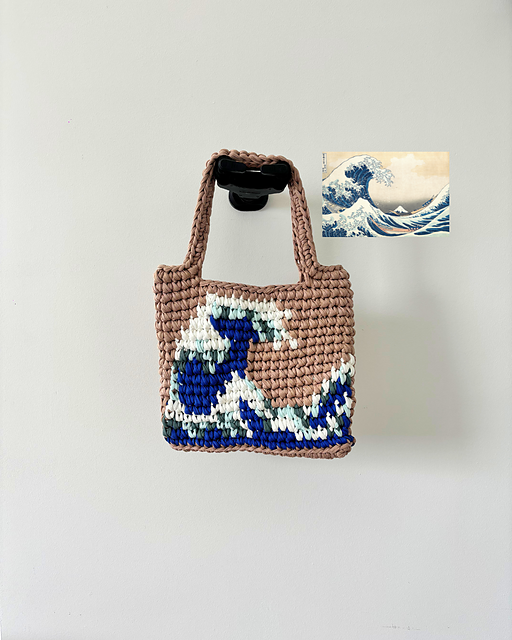 Hokusai Tote bag