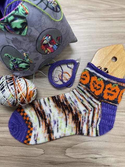 Jack O' Lantern Socks
