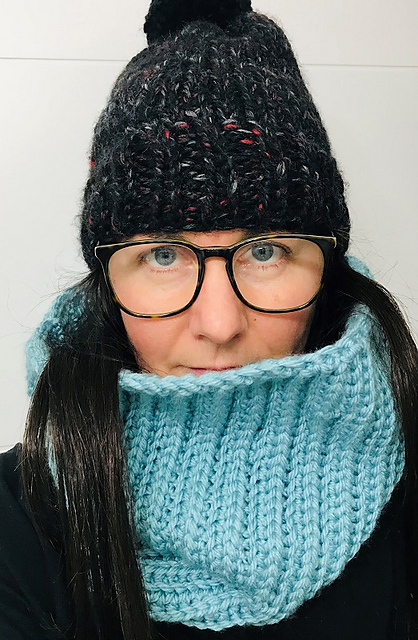 The Lynn Peak Cowl