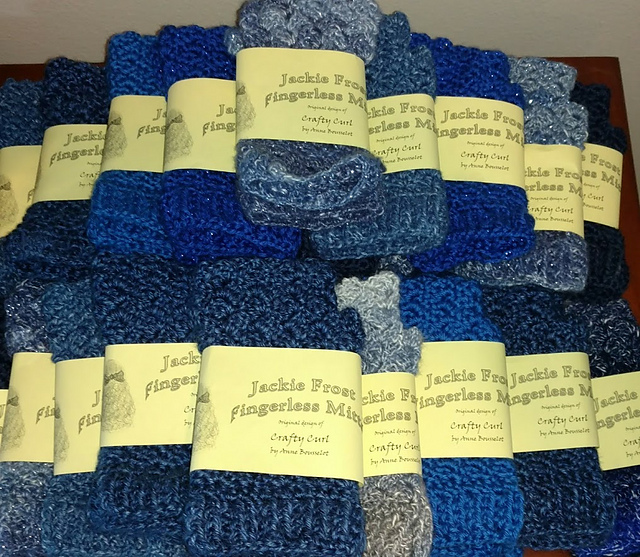 Jackie Frost Fingerless Mitts