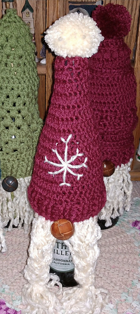 Scandagnomia Wine Bottle Topper