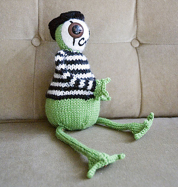 String Bean Frog (with mime and ballerina variations)