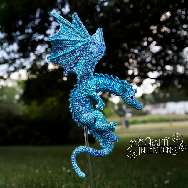 Charming Dagger Wing Dragon