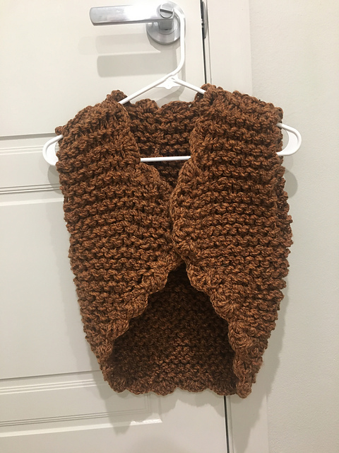 Chunky Scalloped Vest