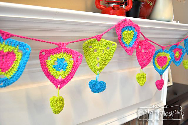 Crochet Valentine's Day Bunting