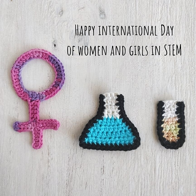 Women in chemistry applique set