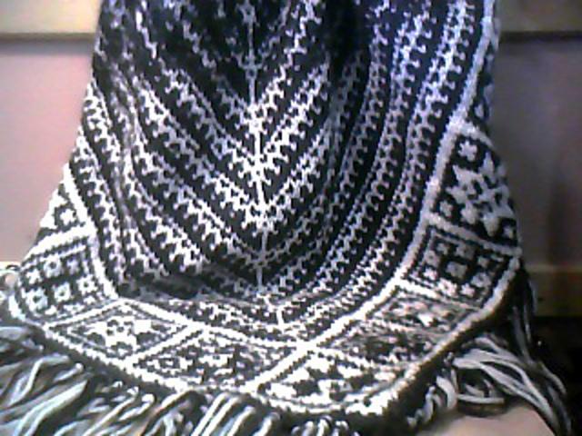 Voss Self Fringing Shawl