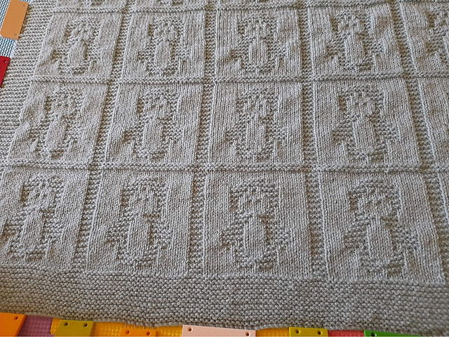 Many penguins blanket