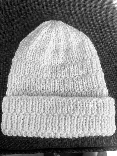 Mixed rib child’s hat