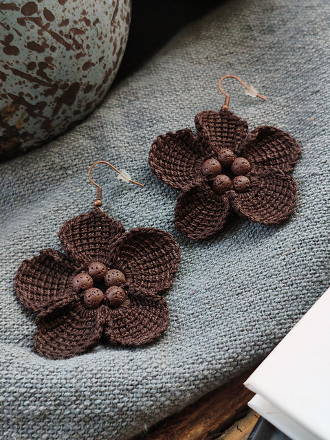 Earrings "Volcanic Bloom"
