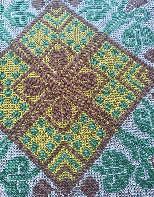 Mosaic Square Ethno-Diamond