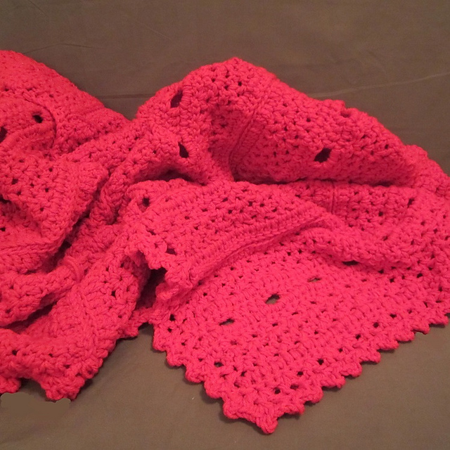 Love and War Chunky Two Strand Throw