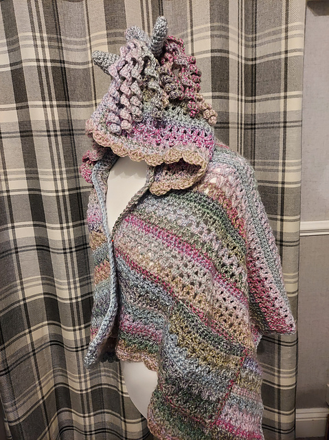 Unicorn Hooded Pocket Shawl