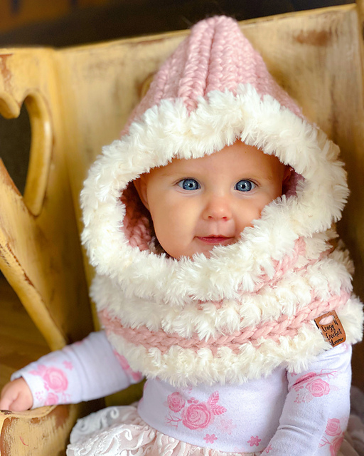 The Cuddle Hood