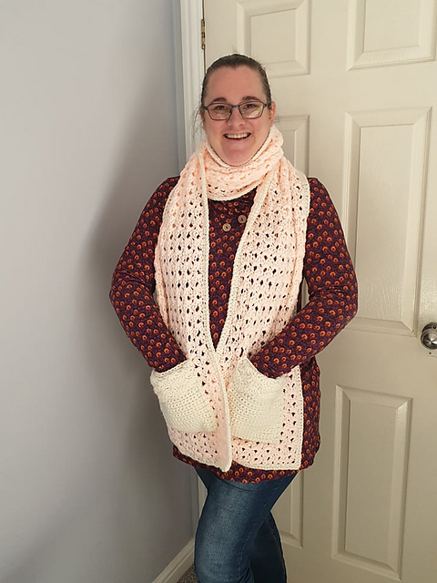 Lillybeth pocket shawl