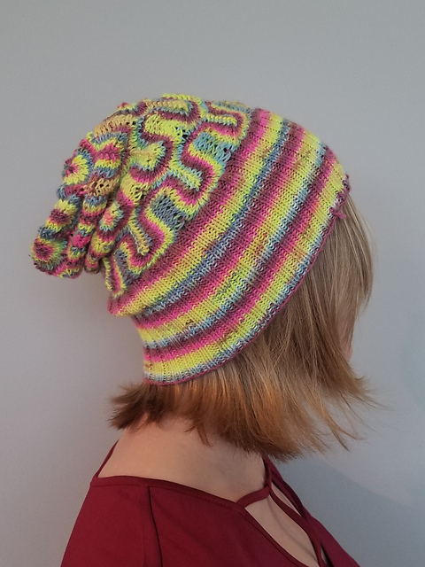 Squiggle Slouch