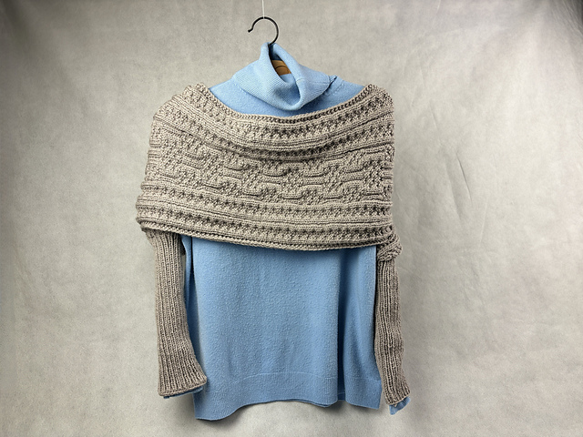 Sleeve Scarf ‘Muri’