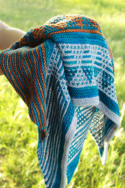 Naia Shawl