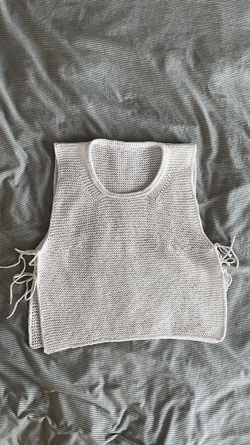 トップス xander zhou 23ss short knit vest Ravelry: Nexi Vest pattern by Nabita Jouret