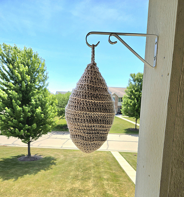 Wasp Nest Decoy
